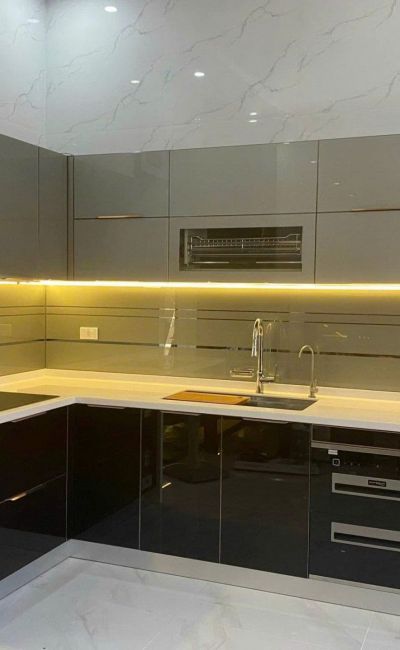 TỦ BẾP CÁNH ACRYLIC